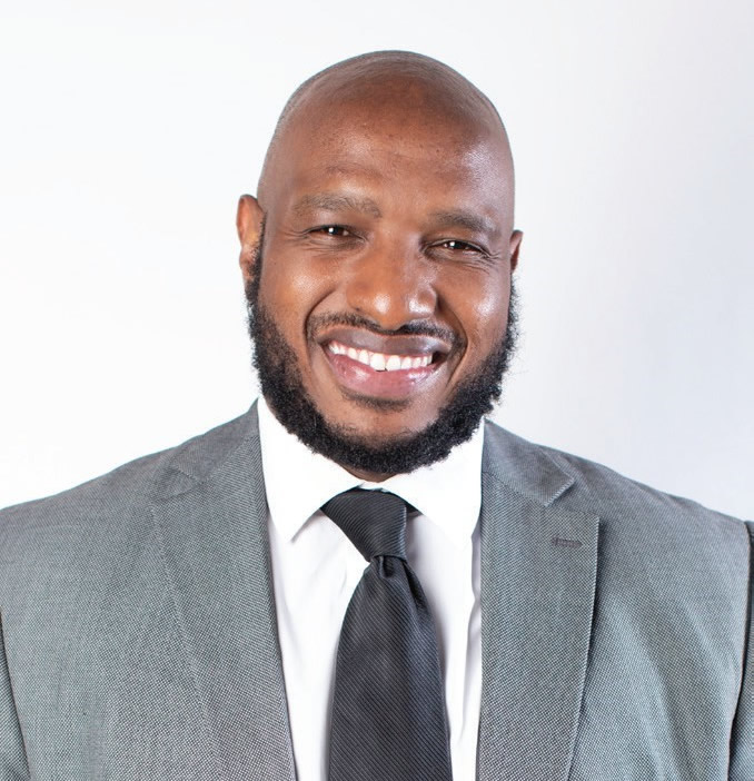 Dr. Eric Njenga